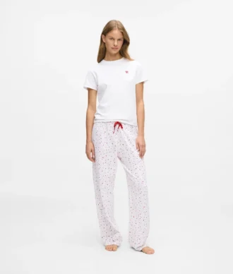 Pyjamasett med hjerteprint