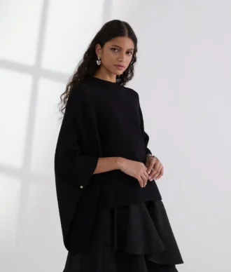 RIBBESTRIKKET PONCHO
