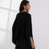 RIBBESTRIKKET PONCHO