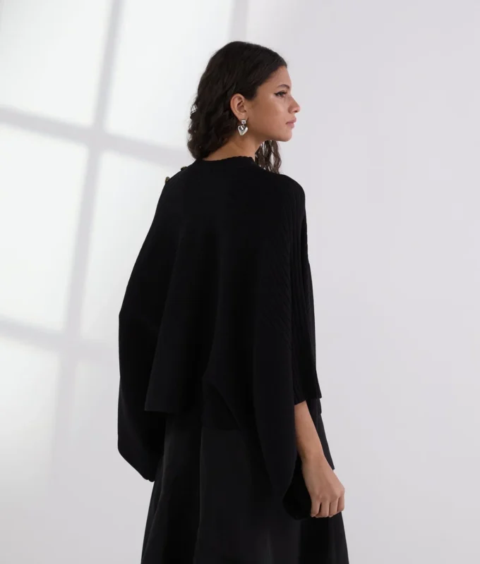 RIBBESTRIKKET PONCHO