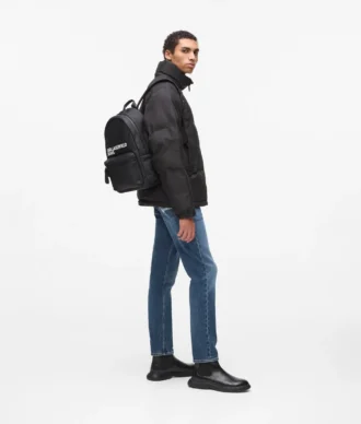 Ryggsekk i nylon med logo