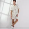 SHORTS MED ALL-OVER-TRYKK