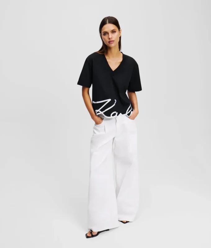 SIGNATURE V-NECK T-SKJORTE