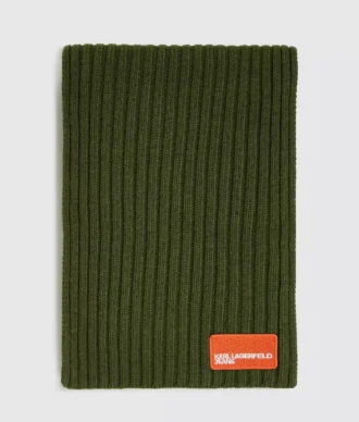 Skjerf med logo-patch