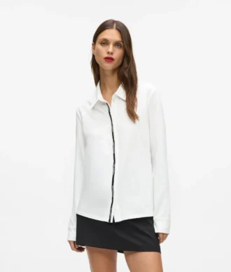 Skjorte med logotape