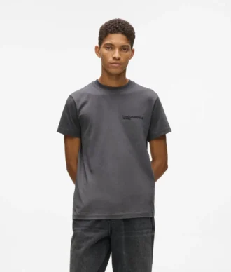 SLIM-FIT T-SKJORTE
