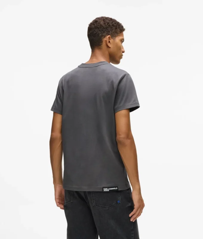 SLIM-FIT T-SKJORTE