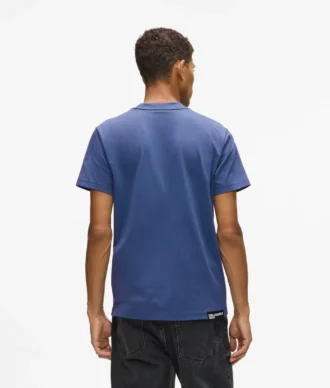 SLIM-FIT T-SKJORTE
