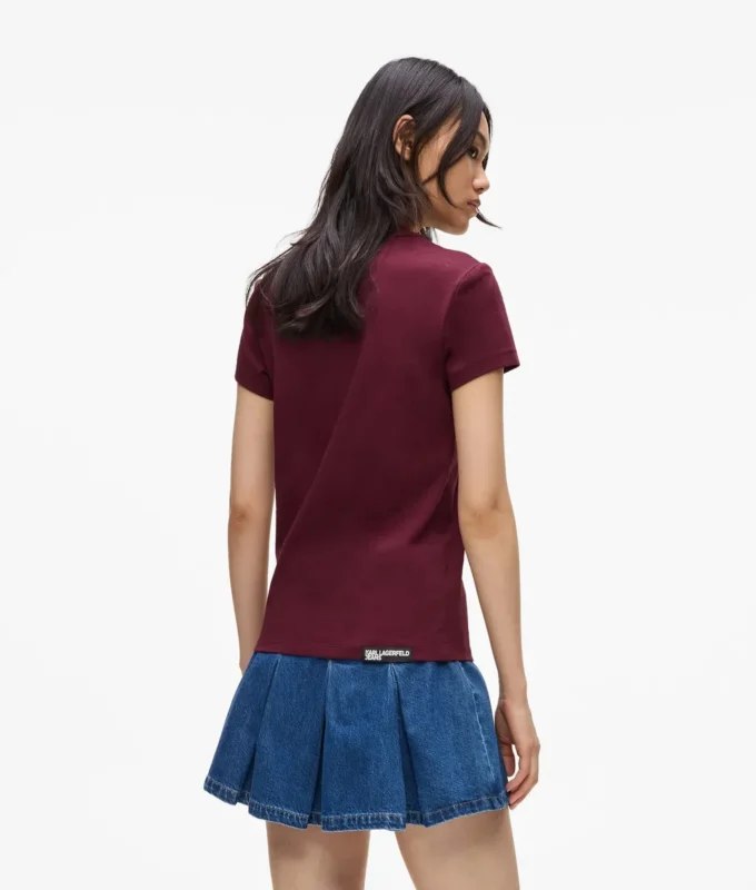 SLIM-FIT T-SKJORTE