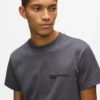 SLIM-FIT T-SKJORTE