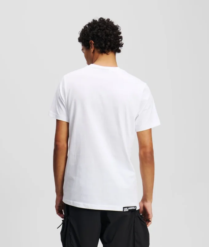 SLIM-FIT T-SKJORTE