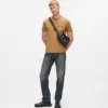 SLIM-FIT T-SKJORTE