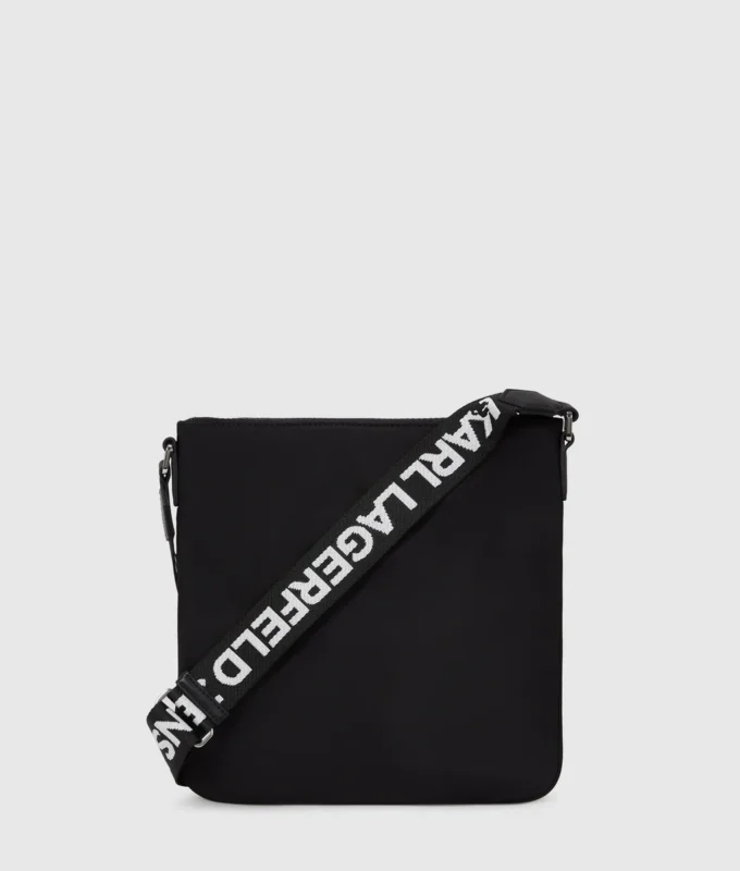 Smal crossbody-veske med logo