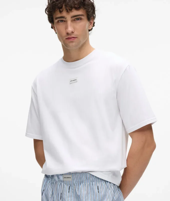 Stripet pyjamasett