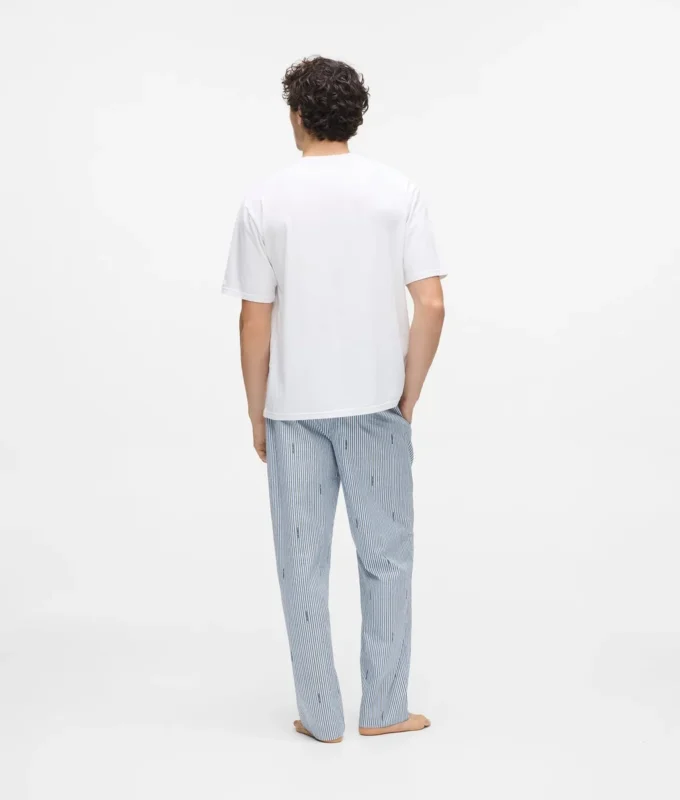 Stripet pyjamasett