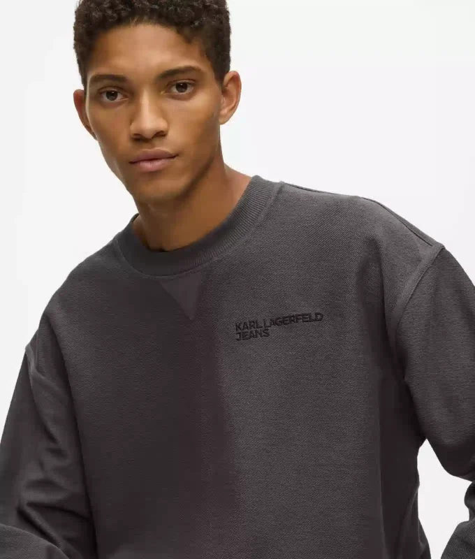 Sweatshirt med innsiden ut