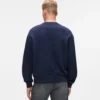 Sweatshirt med preget monogram