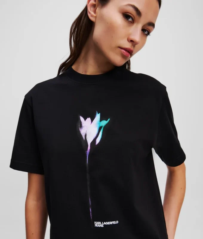 T-SKJORTE MED BLOMSTERTRYKK