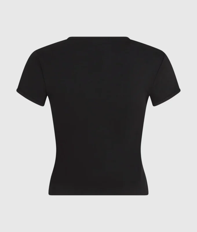 T-skjorte med monogram og nitter