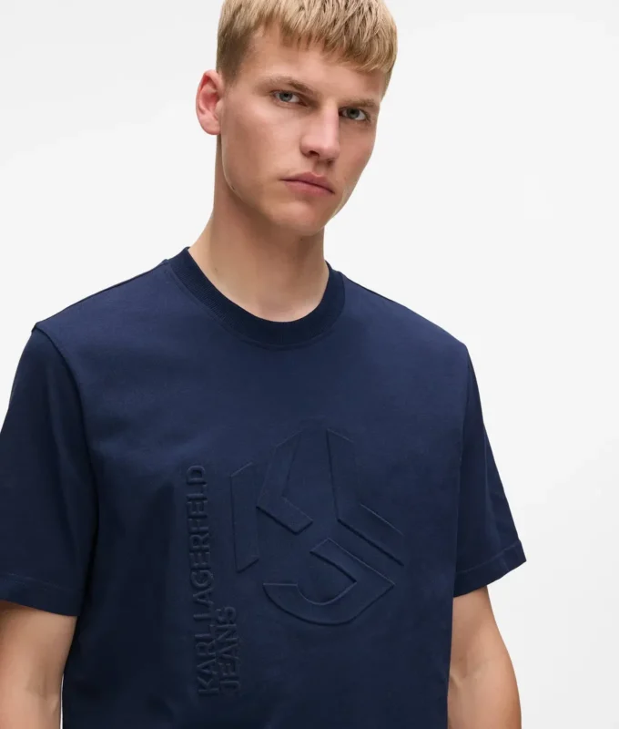 T-skjorte med preget monogram