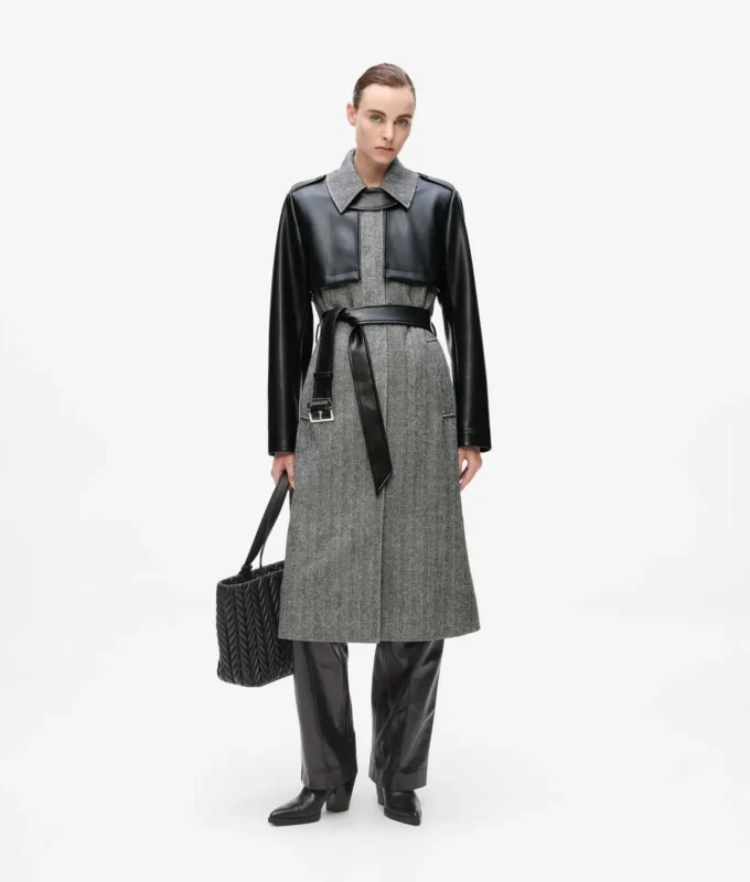 Tweed- og imitert skinnfrakk