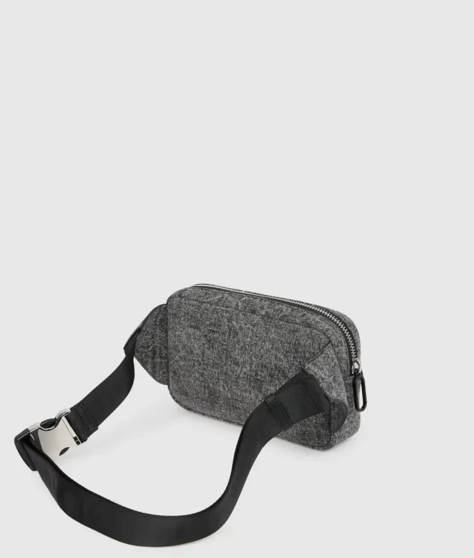 Vaskede denim belteveske
