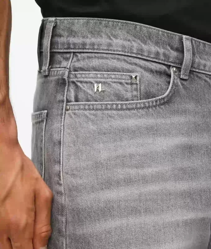 Vasket jeans med rett passform