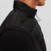 VATTET VEST