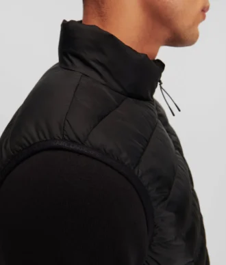 VATTET VEST