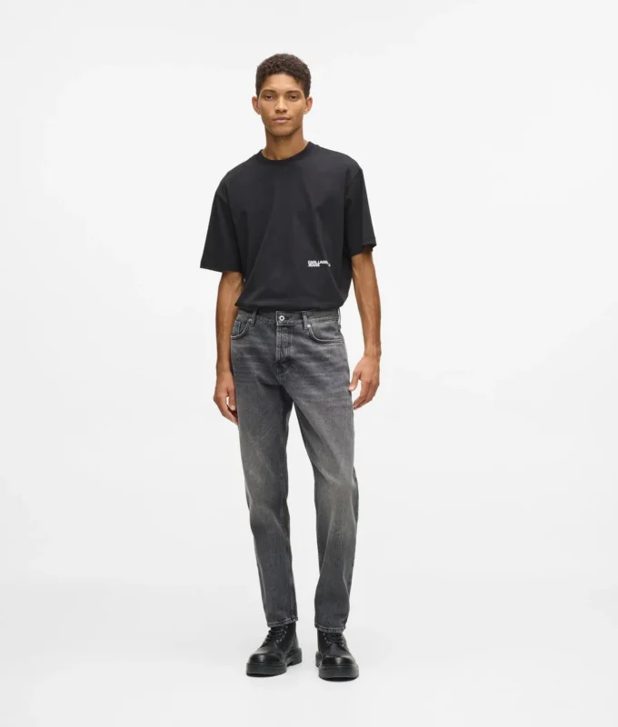 Vintagevaskede, avsmalnende jeans
